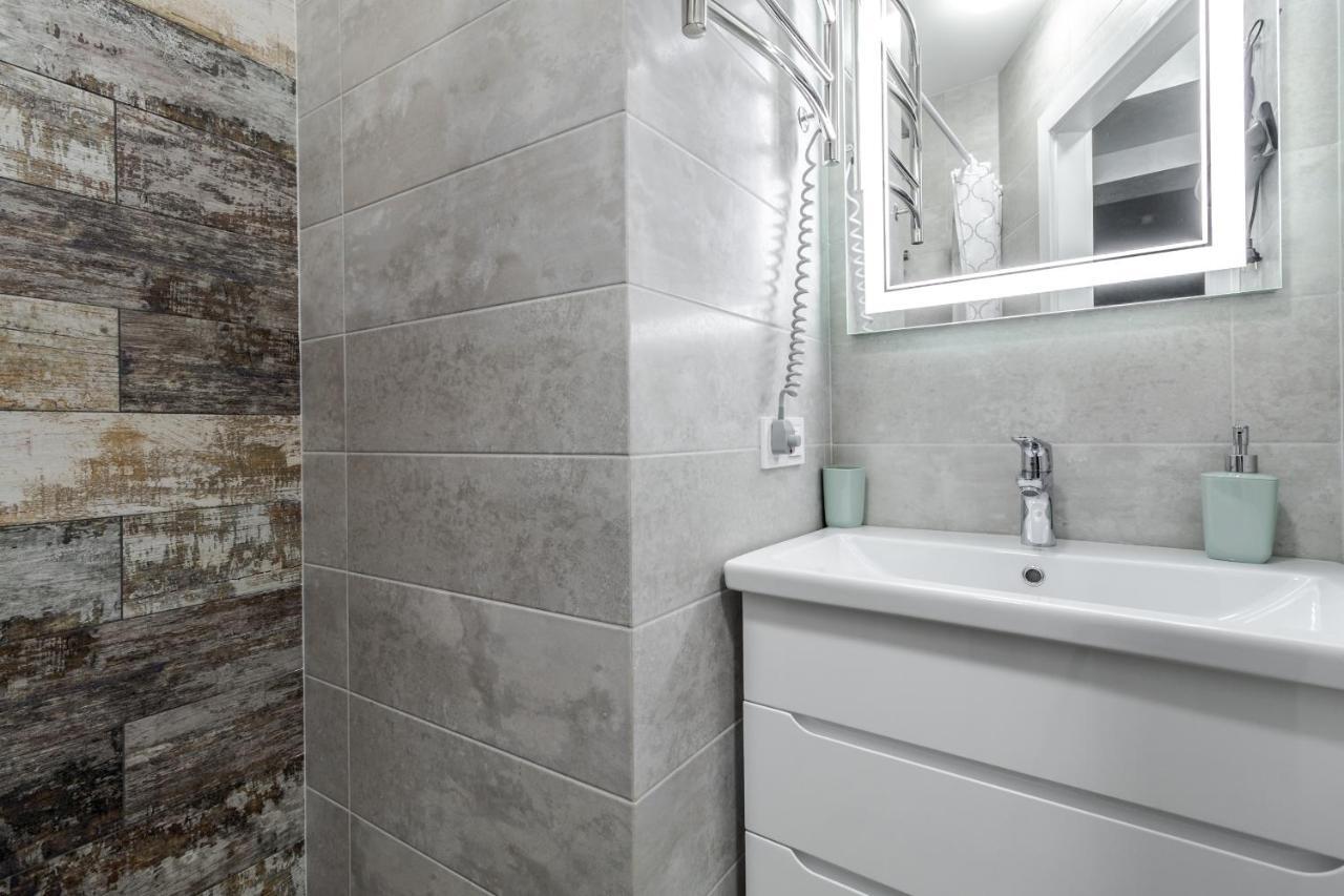 Apartment на площі ринок 41 *